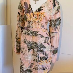 Guess Yvette Womens Dress 8 Pink  floral lace up back !